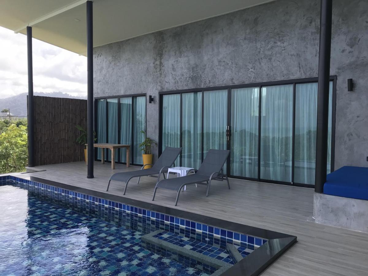 Stylish Pool Villa - 10 Mins Walk To The Beach Ko Lanta エクステリア 写真
