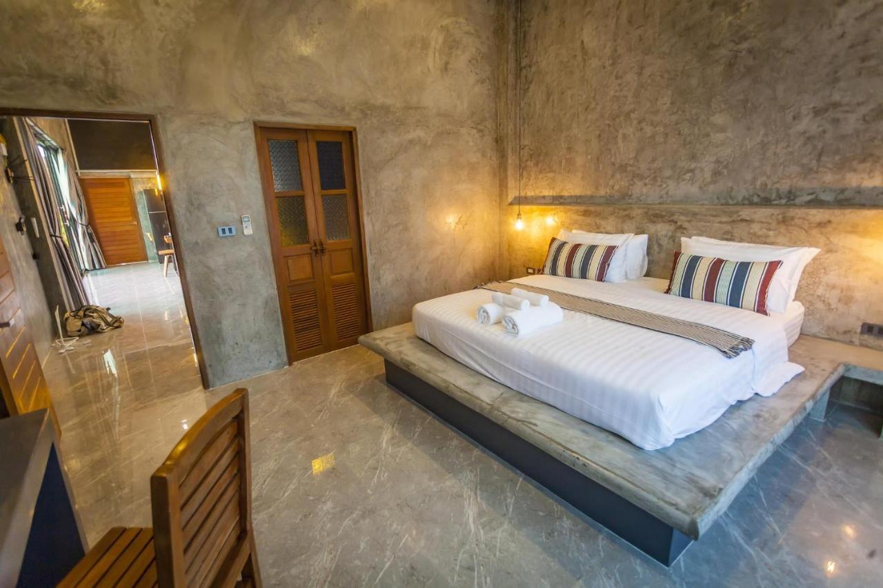 Stylish Pool Villa - 10 Mins Walk To The Beach Ko Lanta エクステリア 写真